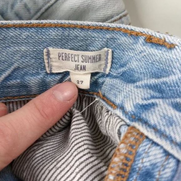 Madewell Distressed Perfect Summer Jean - Picture 5 of 15